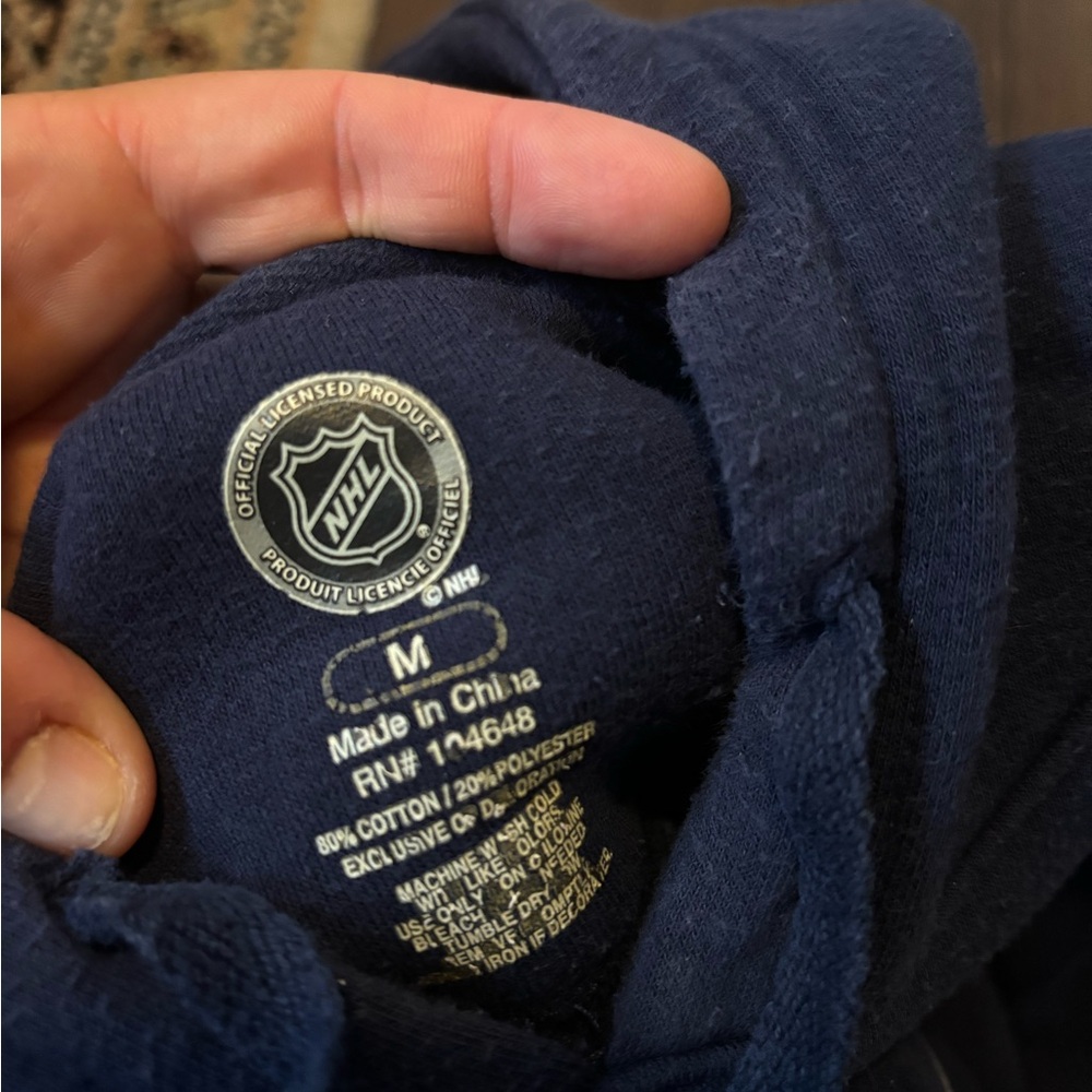 Vintage NHL Buffalo Sabres Hockey Stitched Hoodie - Picture 3 of 3